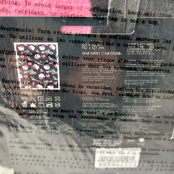 Forever 21 x Hello Kitty Print Black Throw-  50" W x 60" H - Picture 2 of 3